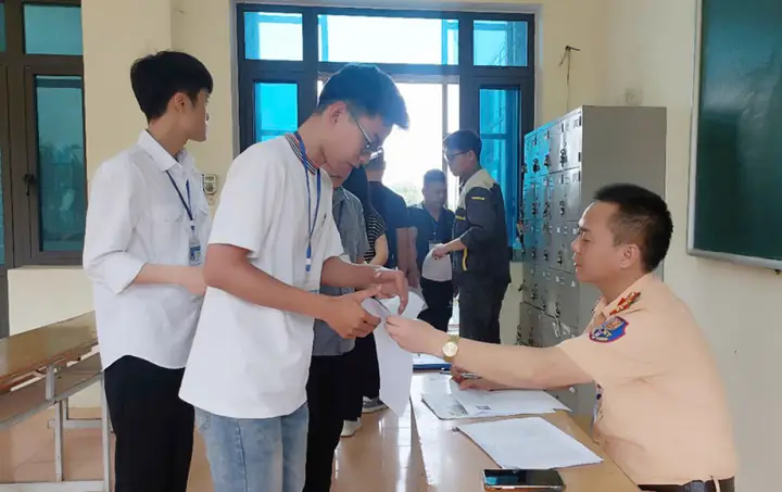 Cấu Trúc Bộ Đề Dùng Để Sát Hạch Cấp Giấy Phép Lái Xe Các Hạng Từ 1/6- Ảnh 1.