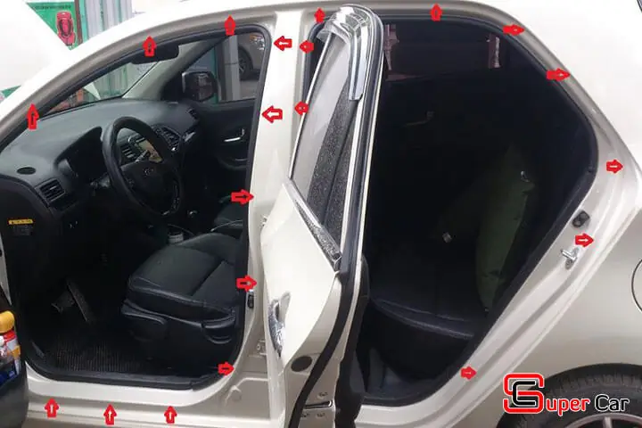 Gioăng Cao Su Chống Ồn Có Tác Dụng Chống Ồn, Cách Âm Và Ngăn Các Bụi Bẩn, Nước Mưa Lọt Vào Bên Trong Xe Qua Các Kẽ Hở Ở Chân Kính Ô Tô.