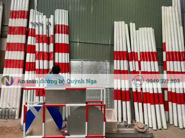 Quỳnh Nga - Đơn Vị Sản Xuất Và Lắp Đặt Biển Báo Cấm Tải Trọng Trục Xe P.116 Trên Toàn Quốc