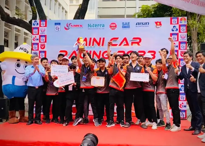 347585767 6273340139453693 2740944372939515533 N