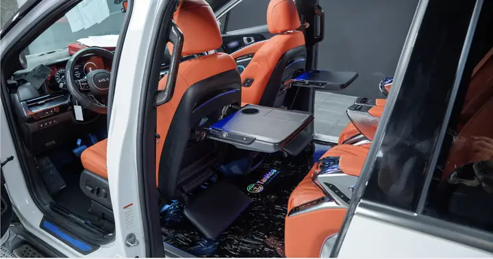 2. Tại Sao Nên Độ Ghế Limousine Cho Xe 5 Chỗ?