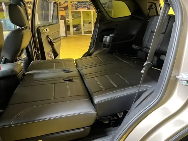 Lý Do Xe 7 Chỗ Độ Giường Nằm Trở Thành Xu Hướng Hiện Nay