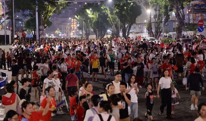 "săn Chỗ Đẹp" Xem Diễu Binh, Diễu Hành: Nên Xuất Phát Lúc Mấy Giờ Là Hợp Lý Nhất?