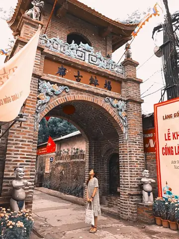 Làng Gốm Bát Tràng Lưu Giữ Trong Mình Tinh Hoa Sáng Tạo Nghệ Thuật Và Nét Đẹp Lao Động Của Một Làng Nghề Truyền Thống.