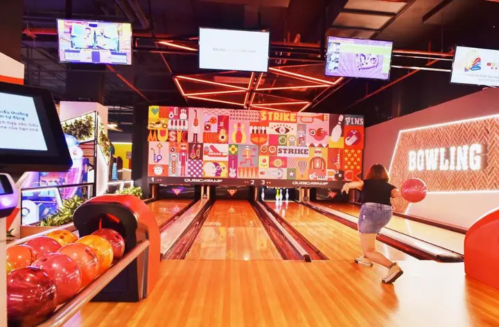 Chơi Bowling