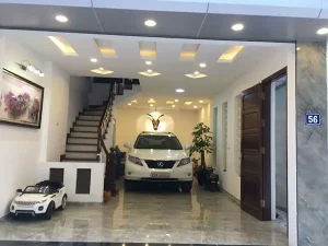 Để Xe Ô Tô Trong Nhà Và Những Lưu Ý Cơ Bản Để Không Gây Nguy Hiểm