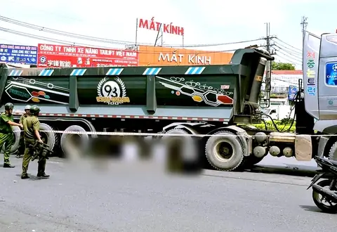 Hai Xe Ô Tô Húc Văng Sau Va Chạm: Phân Tích & Cách Phòng Tránh