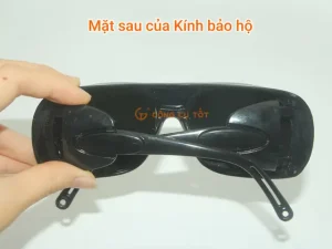 Kính Bảo Hộ Thợ Hàn Bằng Nhựa Đen Gt2321