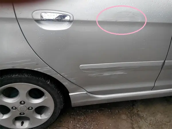 1. Các Vết Cứa Và Vết Xước