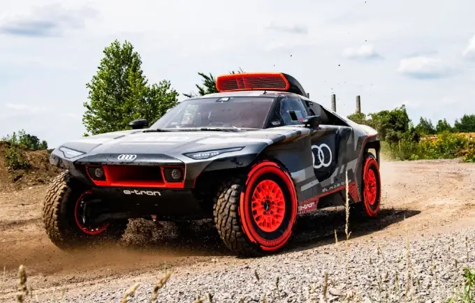 Xe Đua Audi Rs Q E-tron Sẽ Tham Gia Giải Dakar Rally 2022. Ảnh: Audi