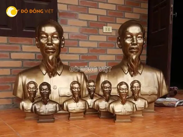 Các Bức Tượng Được Thờ Cúng Trong Nhà Và Trên Ô Tô Phổ Biến