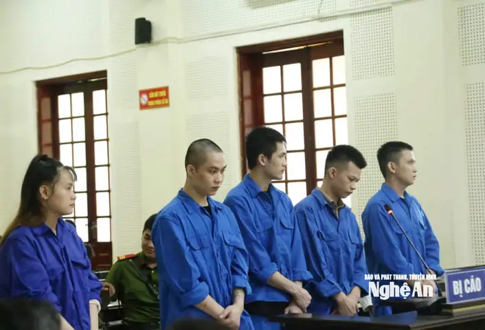 Các Bị Cáo Tại Phiên Toà Các Bị Cáo Tại Phiên Toà