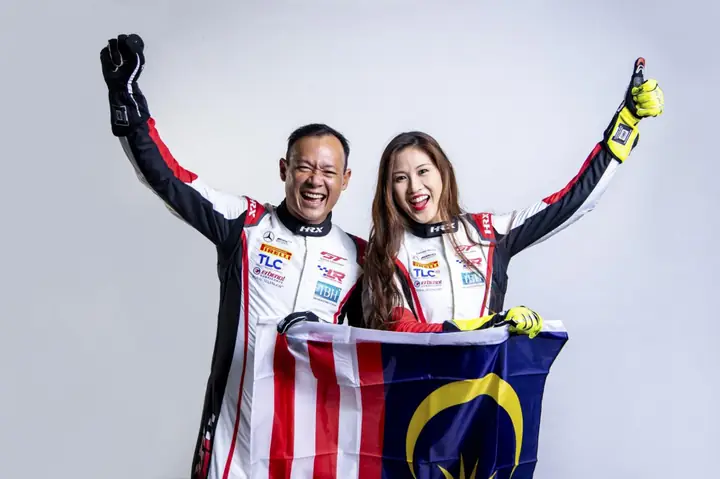 Leona Chin Leona Chin