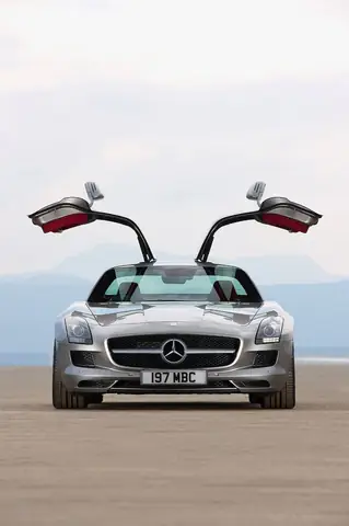 Sế Hộp Siêu Xe Mercedes Cực Đẹp