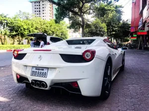 Ferrari 458 Spider Biá»n Sá» Tá»© Quã½ Lã O Báº¥t Ngá» Xuáº¥t Hiá»n Táº¡i Thã Nh Phá» Vinh - Áº¢nh 2.