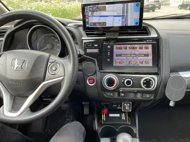 Khám Phá Hình Ảnh Xe Ô Tô Hyundai 45 Chỗ Universe Chi Tiết