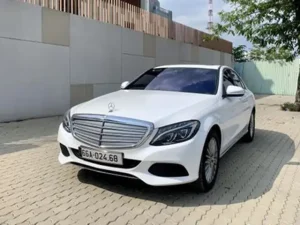 Đăng Kiểm Viên Trần Vũ Phương Đã Ký Từ Chối Đăng Kiểm Cho Mẫu Xe C250 Exclusive Đời 2015 Vì Sử Dụng Mặt Ca Lăng Khác Dù Là Xe Nguyên Bản.