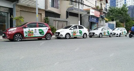 Hình Quảng Cáo Nổi Bật Cho Xe Ô Tô