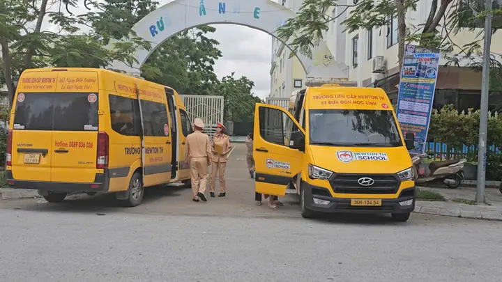 Hình Xe Ô Tô Mam Non