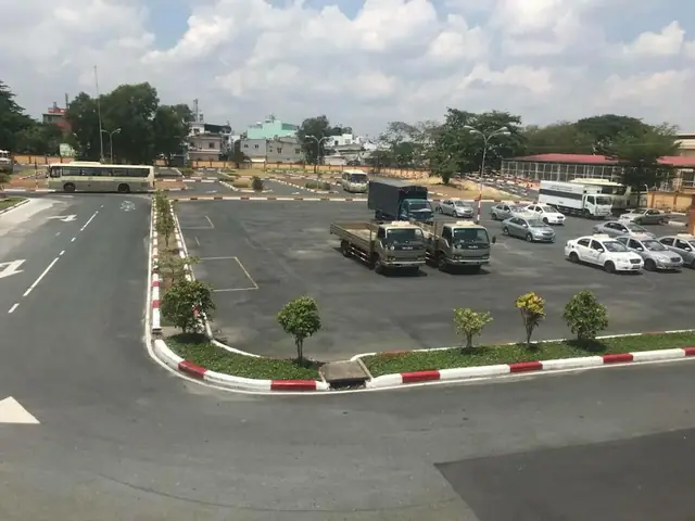 Học Bằng Lái Xe Ô Tô B2 Long Thành