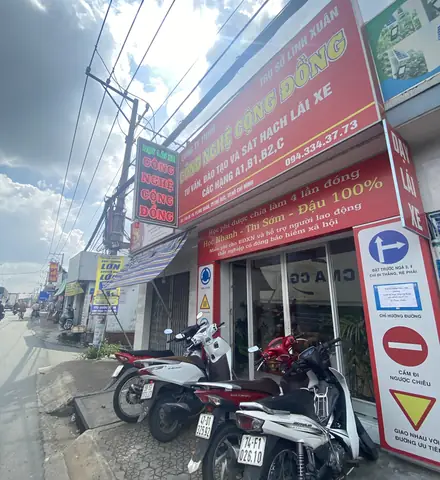 Không Chỉ Quảng Cáo Trên Mạng Với Đủ Chiêu Trò Lừa Học Viên Mà Các Văn Phòng Tư Vấn Học Lái Xe Ôtô Còn Khẳng Định "bao" Giấy Khám Sức Khoẻ.