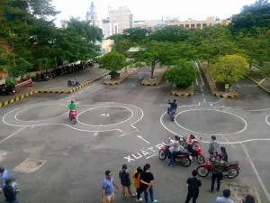 Học Lái Xe Ô Tô Có Bằng Trước Tết