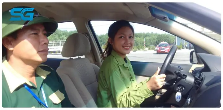 Tuyển Sinh Học Lái Xe Ô Tô B2 Đợt Mới – Học Sớm Thi Sớm, Ưu Đãi Cực Lớn Cuối Tháng! Tuyển Sinh Học Lái Xe Ô Tô B2 Đợt Mới – Học Sớm Thi Sớm, Ưu Đãi Cực Lớn Cuối Tháng!