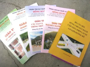 Tôi Đi Học Lái Xe...