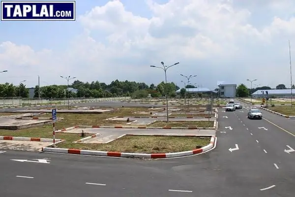 1. Trung Tâm Học Lái Xe Ô Tô B2 Và C Ở Vĩnh Long