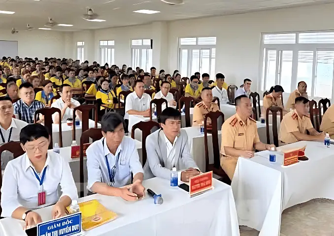 Học Lái Xe Ô Tô Trường Bách Khoa
