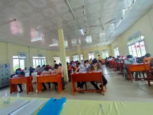 Học Lái Xe Ô Tô Tại Trường Được Chia Thành 2 Phần: Lý Thuyết Và Thực Hành