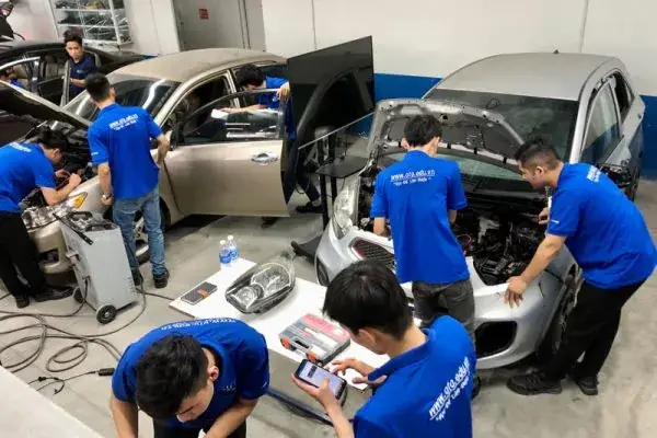 Học Sửa Xe Ô Tô Ở Đâu Uy Tín Và Chất Lượng Nhất?