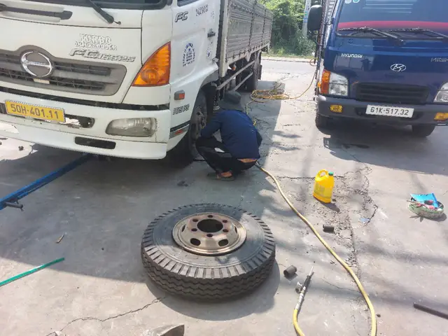 6. Kinh Nghiệm Kinh Doanh Tiệm Vá Lốp Ô Tô Thành Công