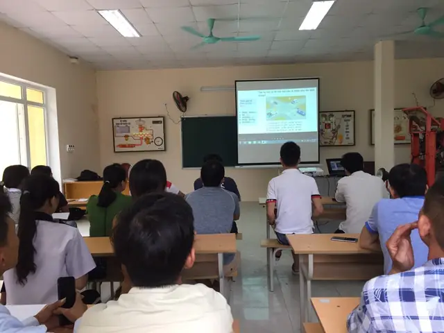 Hoọc Lái Xe Ô Tô Uy Tín