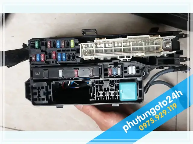 Hộp Cầu Chì Xe Ô Tô Innova: Vị Trí, Sơ Đồ Và Cách Thay