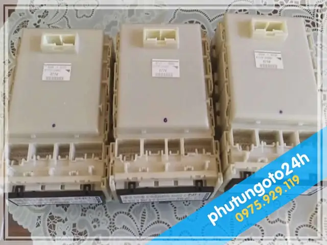 Bảng Cầu Chì Trong Xe Yaris Chính Hãng Bảng Cầu Chì Trong Xe Yaris Chính Hãng