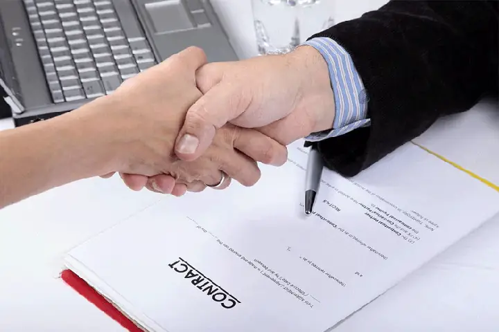 1. Hợp Đồng Sửa Chữa Ô Tô Là Gì?