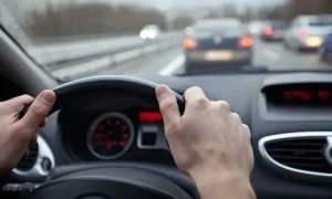 Cach Can Duong Khi Lai Xe O To