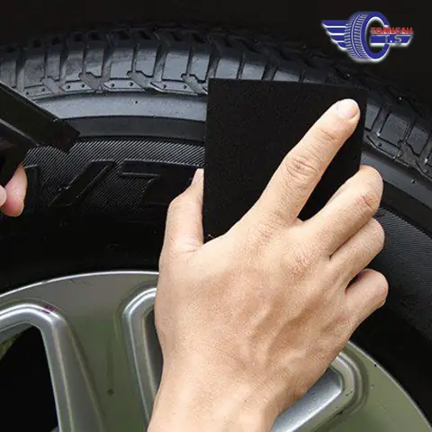 Bước 4: Lau Khô Lốp