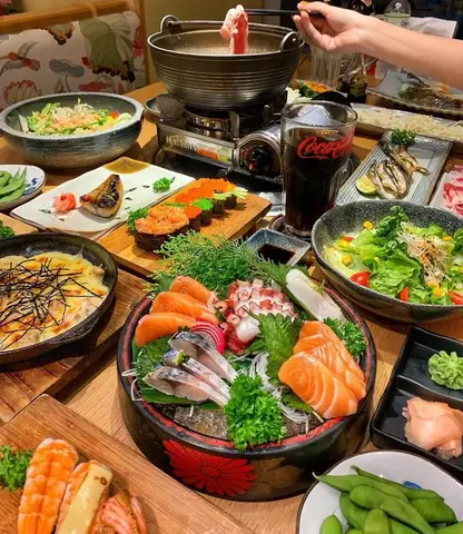 Isushi Thái Hà Chỗ Để Xe Ô Tô