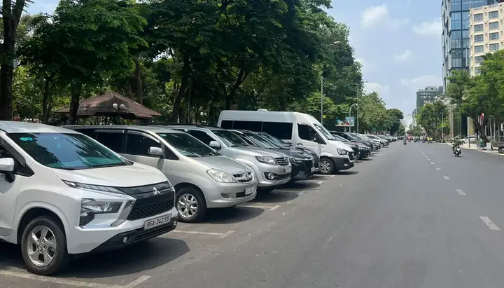 Vì Sao Sử Dụng Lòng Đường Thu Phí Đậu Xe Vẫn... Bị Lỗ?