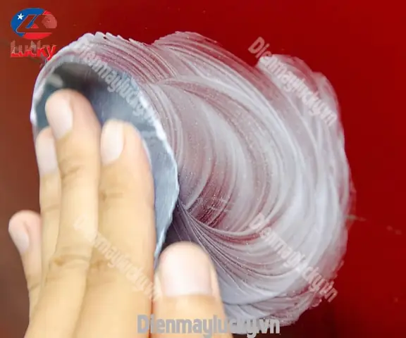 Kem Tẩy Vết Xước Xe Ô Tô Hiệu Quả & Bảo Vệ Sơn