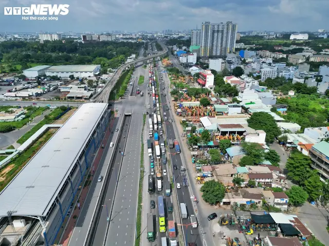 Ket Xe Sai Gon Tp.hcm Anh 1