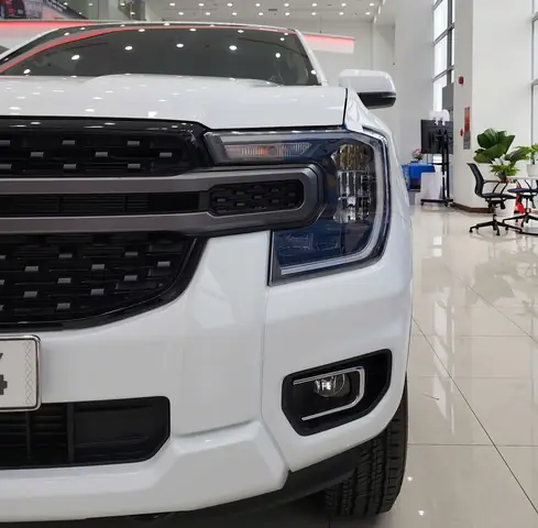 Ngoại Thất Ford Ranger Xls 4×2