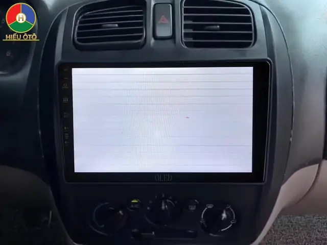 Sửa Màn Hình Dvd, Android Xe Ford Laser Lỗi Trắng Màn Hình