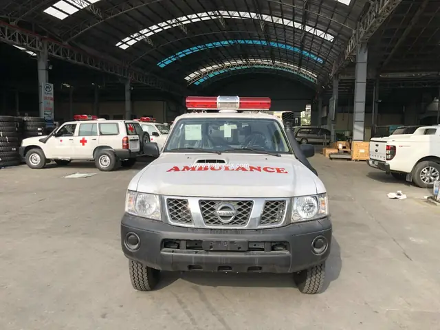 Không Có Tủ Thuốc Y Tế Trên Xe Ô Tô