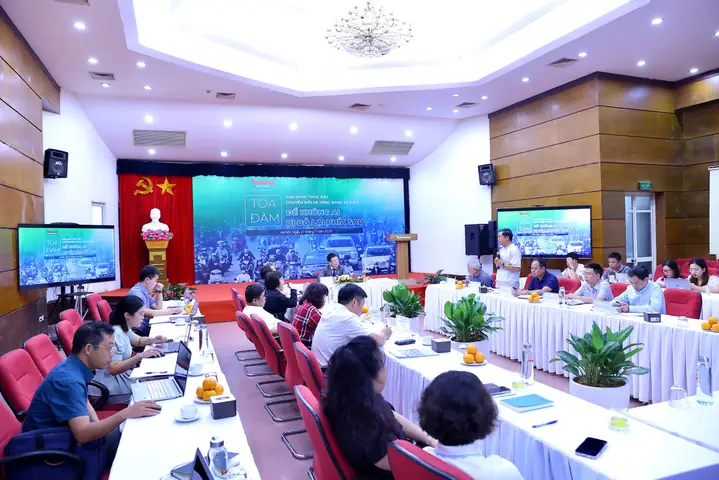 Hà Nội - Ảnh 1.