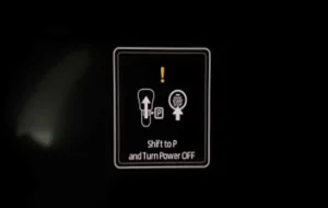 1. Tại Sao Không Lock Được Cửa Xe?