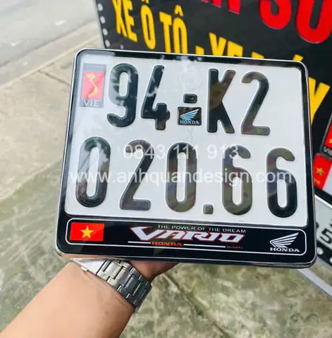 Khung Biển Số Xe Ô Tô: Mọi Thông Tin Bạn Cần Biết