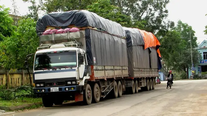 Chiều Cao Xếp Hàng Hóa Trên Xe Tải